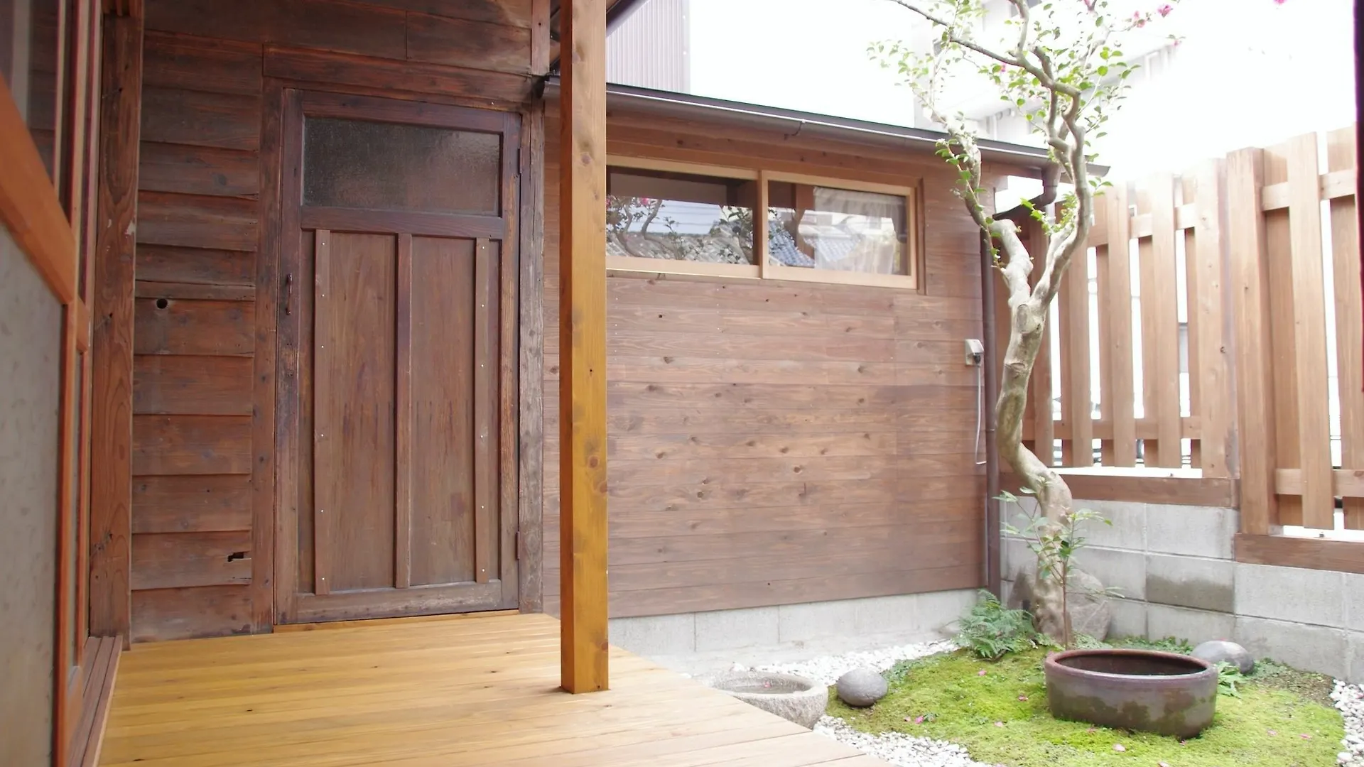 Harborside Guest House Minato Fukuoka